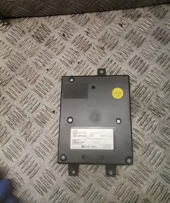 Volkswagen PASSAT B6 Bluetooth control unit module 5n0035730b