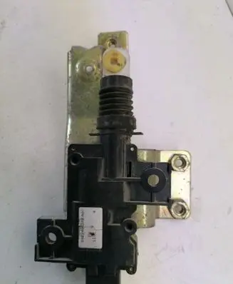 Chrysler PT Cruiser Central locking motor 05027198AD