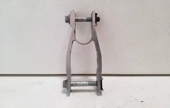 Polestar 2 Engine mounting bracket 31686299
