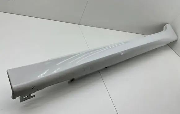 BMW 2 F45 Sill/side skirt trim 8057913
