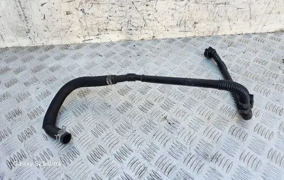 Engine coolant pipe/hose