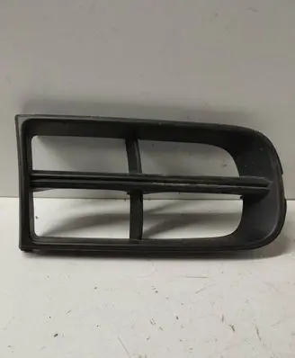 Skoda Fabia Mk2 (5J) Front bumper lower grill 5J0807682