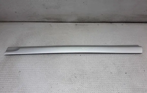 Opel Zafira A Front door trim (molding) 131545321346