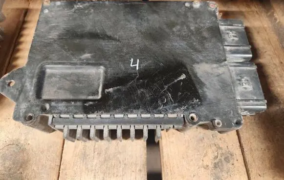 Chrysler Voyager Engine control unit/module P04727255AB 27255AB