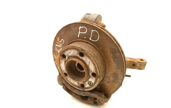 Renault Master III Front wheel hub