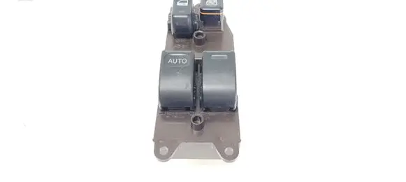 Toyota Yaris Electric window control switch