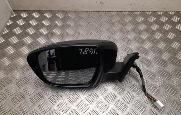 Nissan X-Trail T32 Front door electric wing mirror E4034237