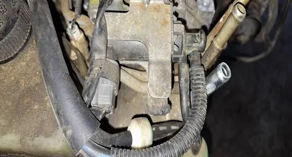Mazda 5 Turbo solenoid valve 