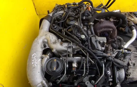 Audi A6 S6 C6 4F Fuel injection high pressure pump 059130735AH CAN