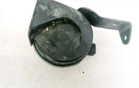 Audi A8 S8 D3 4E Horn signal 4E0951223