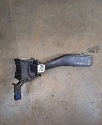 Volkswagen Touran I Wiper control stalk 1K0953519A 20550640485393 01203506