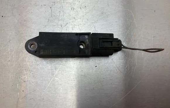 Mercedes-Benz E W211 Airbag deployment crash/impact sensor A0028202726 028200726500 0202726500