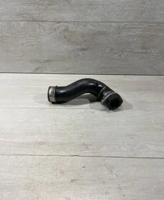 Intercooler hose/pipe