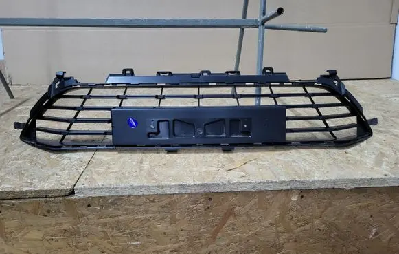 Renault Megane IV Front bumper lower grill 622548476Rmegane