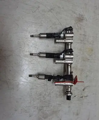Citroen C4 III e-C4 Fuel injectors set S26340128 9830132980