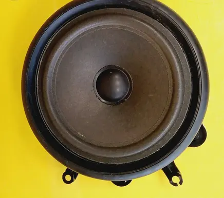 Audi A4 S4 B6 8E 8H Front door speaker 8E0035411