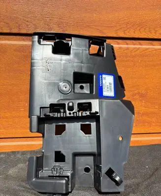 Volvo V60 Rear bumper mounting bracket 31352284