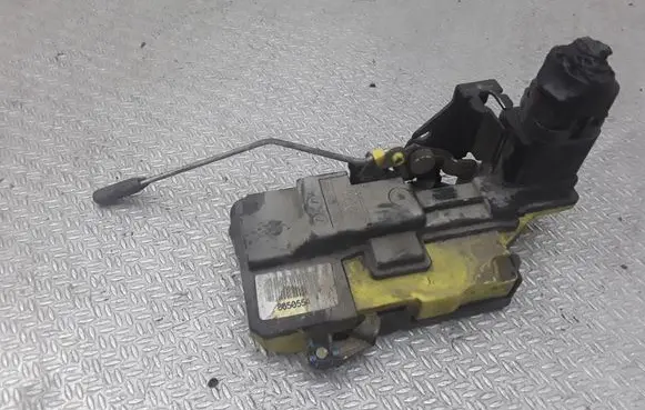 Volvo S60 Rear door lock 8650554