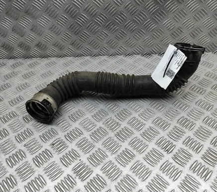 Mercedes-Benz CLA C117 X117 W117 Intercooler hose/pipe A2465200101