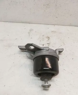 Volvo XC70 Engine mount bracket 8G9N6F012BB G2517002