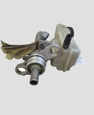 Renault Scenic II - Grand scenic II Master brake cylinder 32067111