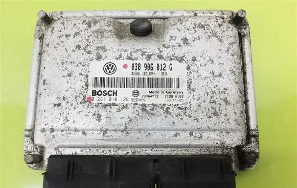 Skoda Octavia Mk1 (1U) Engine control unit/module 038906012G
