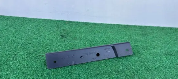 Renault Kadjar Number plate surrounds holder frame 622568647R