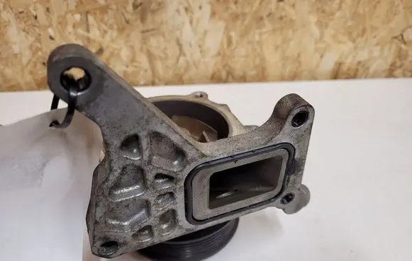 Opel Astra K Water pump 55488479 258G N311625850931479