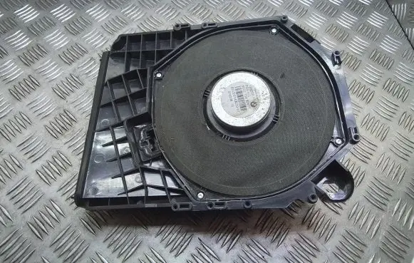 BMW 1 E81 E87 Subwoofer speaker 65139143233 6513914323301 914323301