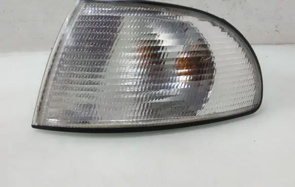 Audi A4 S4 B5 8D Front indicator light 084411514