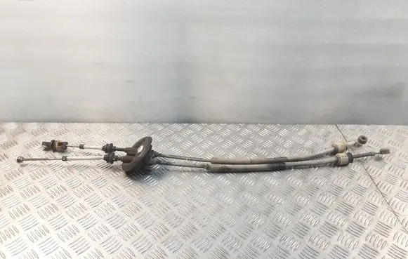 Citroen C4 Aircross Gear shift cable linkage
