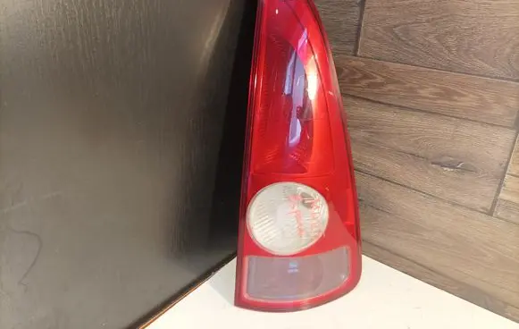 Renault Espace - Grand espace IV Rear/tail lights 8200027152