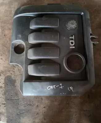 Skoda Octavia Mk2 (1Z) Engine cover (trim) 03G103925BK