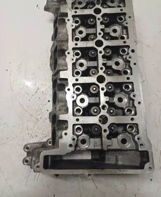 BMW 3 E92 E93 Engine head 781260303 N47D20C
