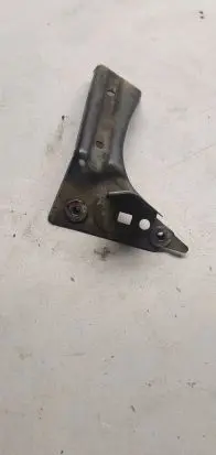 Volkswagen PASSAT B8 Fender mounting bracket 3g0821141