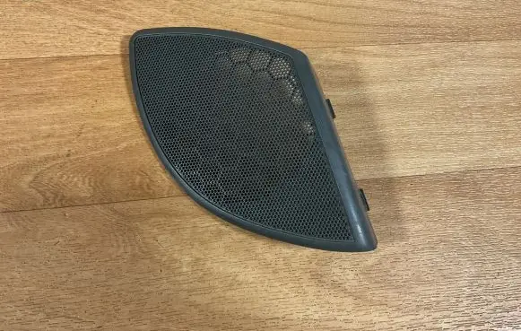Fiat Punto (188) Front door speaker cover trim 