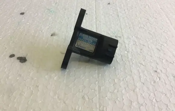 Toyota Avensis T250 Air pressure sensor 8942120190 0798004410