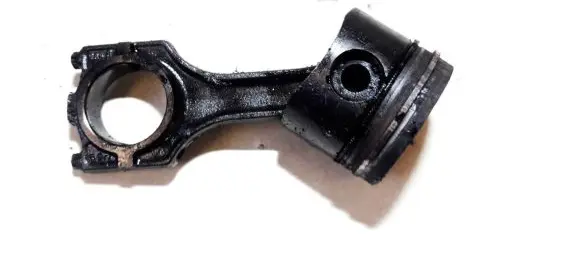 Opel Omega B1 Piston with connecting rod 989b