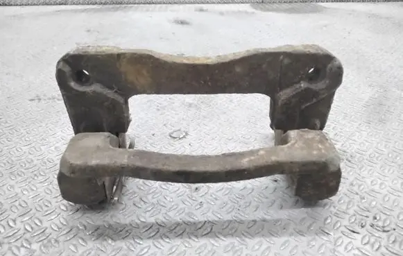 Hyundai Santa Fe Brake caliper pad carrier rear 