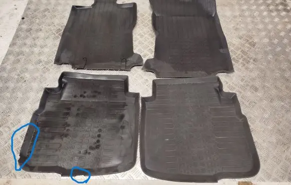 Subaru Outback (BT) Car floor mat set J501EAN100 J501EAN101