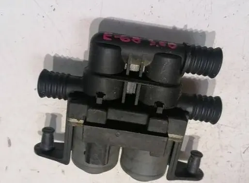 BMW 7 E65 E66 Coolant heater control valve 1147412167 6908294 020913B