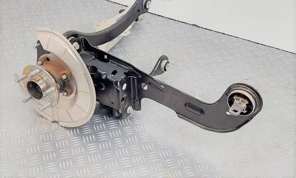 Ford Kuga III Stub axle LX61-5A968-BED