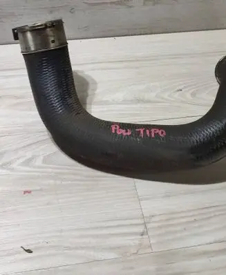 Air intake hose/pipe