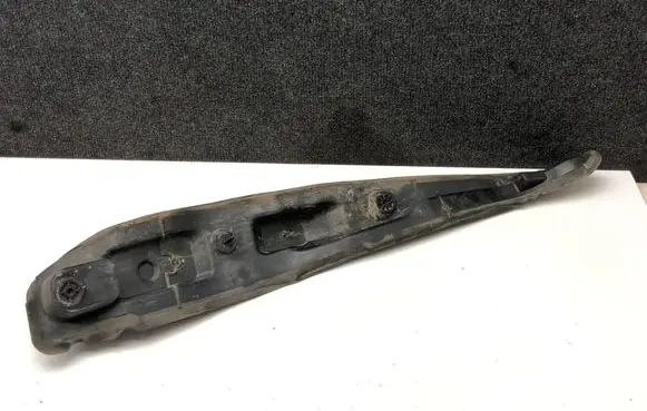 Peugeot 508 Fender end trim 9686748680
