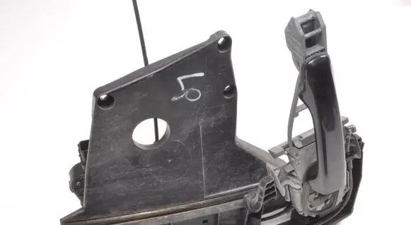 Volvo S80 Front door lock 31253673