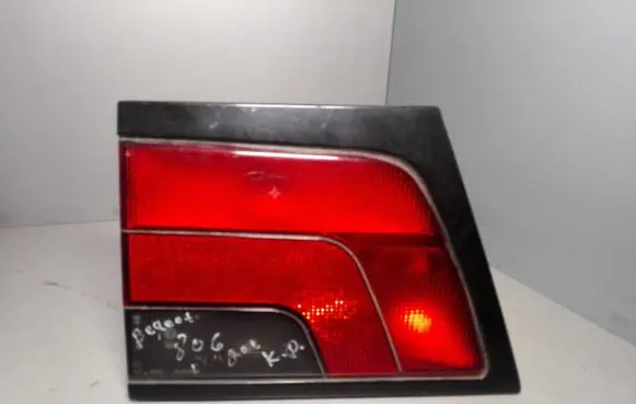 Peugeot 806 Tailgate rear/tail lights 45101
