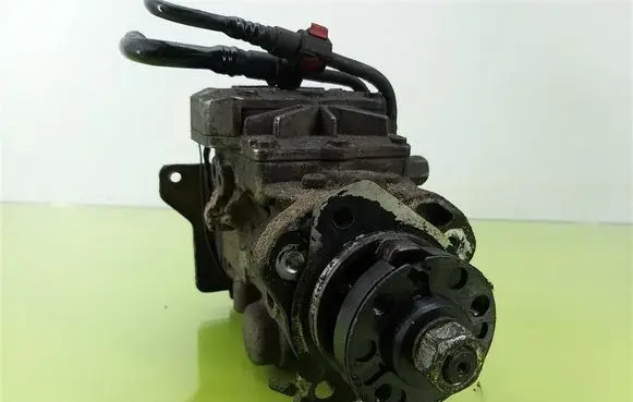 Ford Focus Fuel injection high pressure pump 0470004006