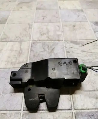 Peugeot 307 Tailgate/trunk/boot lock/catch/latch 9646091580 29060402
