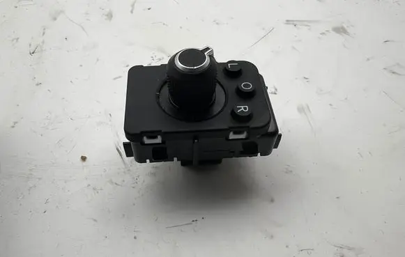 Jeep Grand Cherokee WL Wing mirror switch 68381734AC