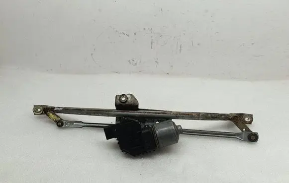 Front wiper linkage and motor